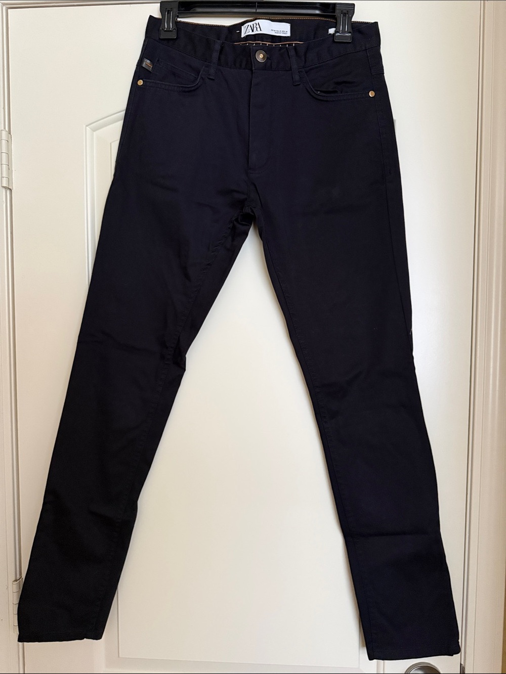 Zara Women Slim Straight Black Jeans Size 28